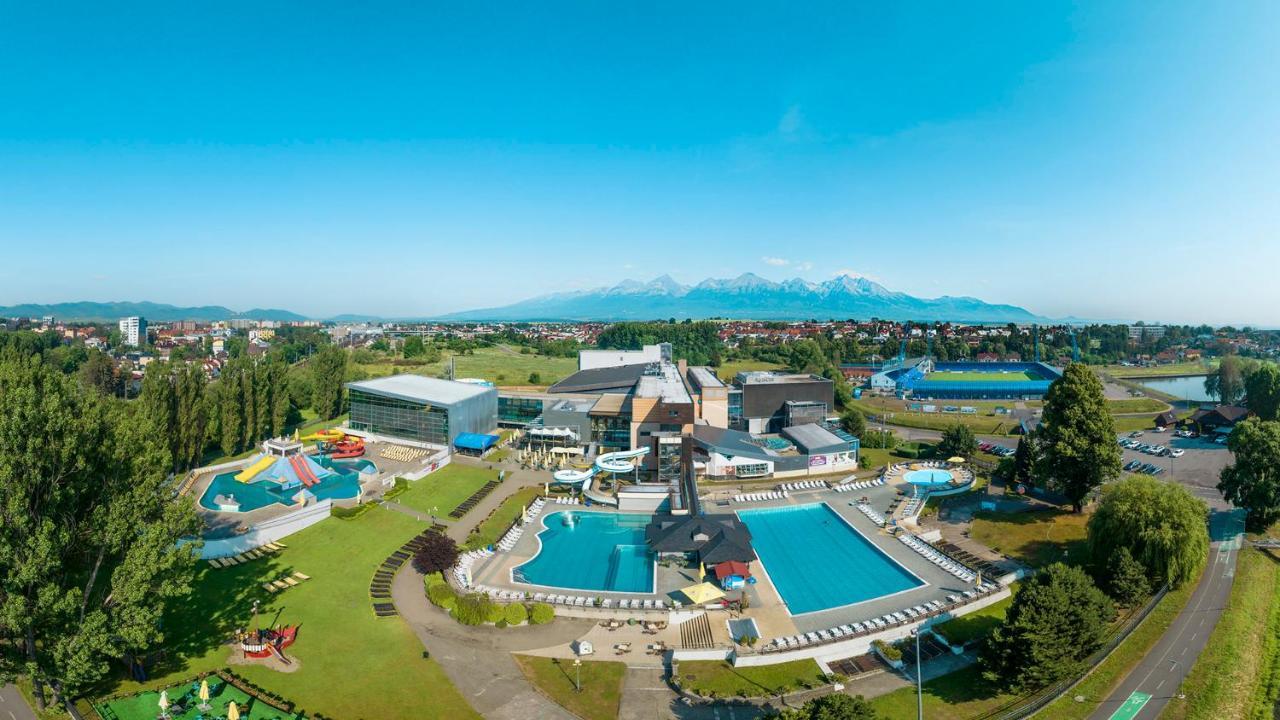 Hotel Aquacity Seasons Poprad Exterior photo